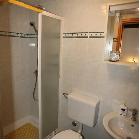 Lily 3* Vrana (Ceres)