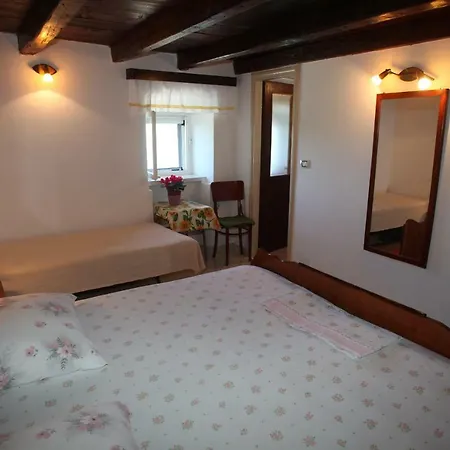 Lily 3* Vrana (Ceres)