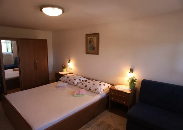 Lily 3* Vrana (Ceres)