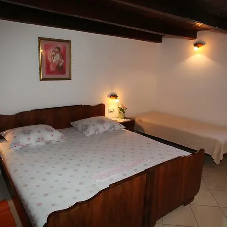 Lily 3* Vrana (Ceres)