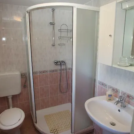 Guest house Lily 3*