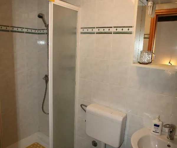 Lily 3* Vrana (Ceres)